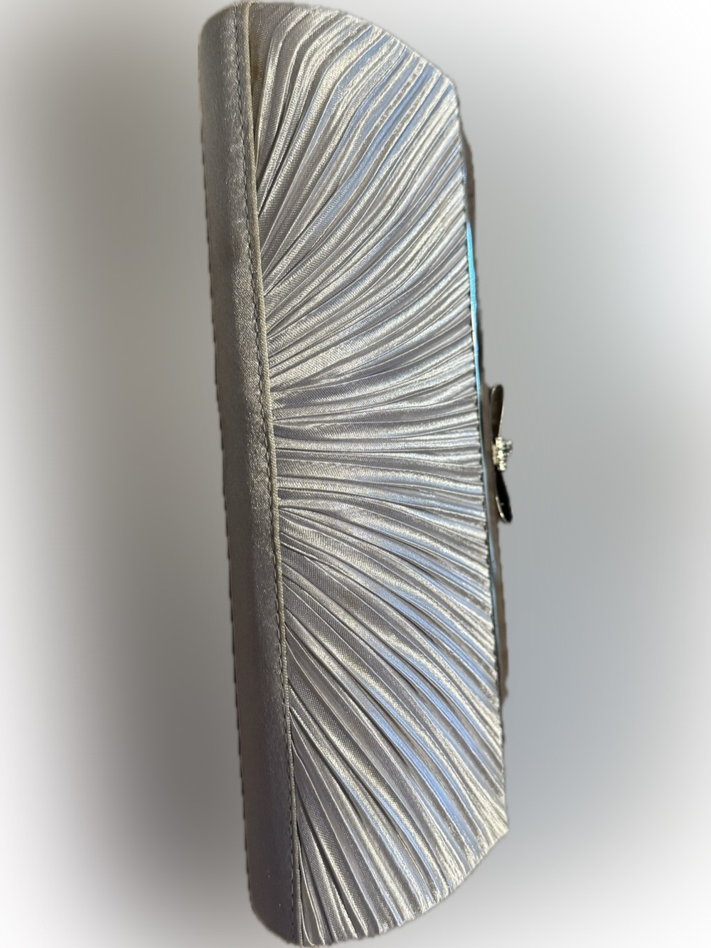 Charming Charlie Silver Pearl Textured Fan Fold Crystal Gems Bow Top Clutch - Picture 8 of 10